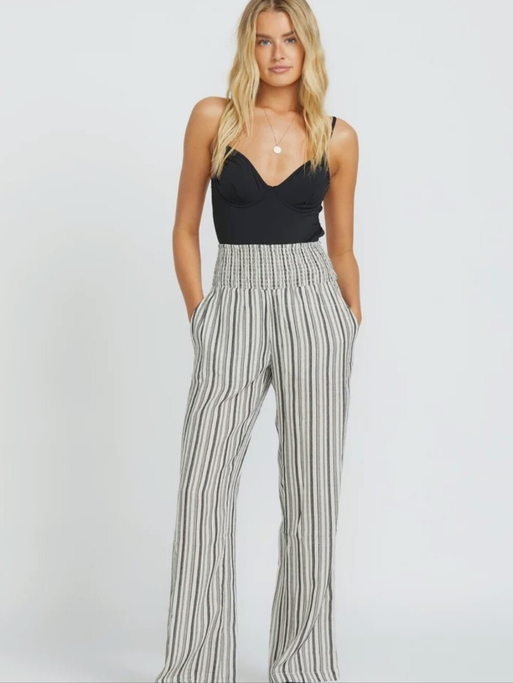 Billabong New Waves 2 Elastic Waist Pants, Size Small
